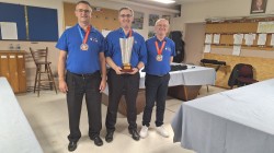 Une médaille d’or aux championnats de France de billard pour trois frères baulois