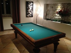 VENDS BILLARD FRANCAIS MARQUE CHEVILLOTTE